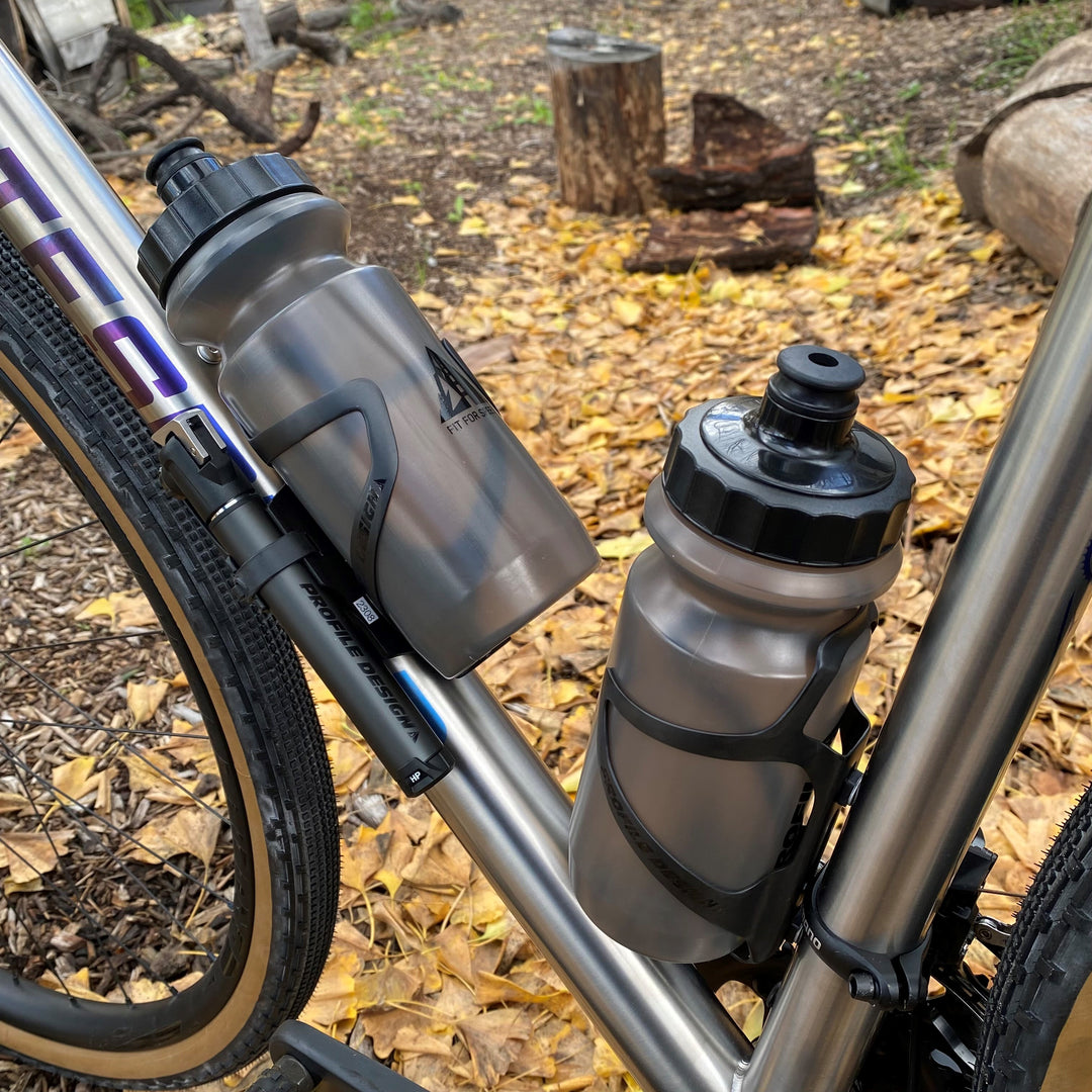 Axis Ultimate Carbon Kage with Icon SS Bottle