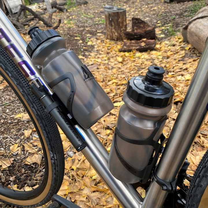Axis Ultimate Carbon Kage with Icon SS Bottle